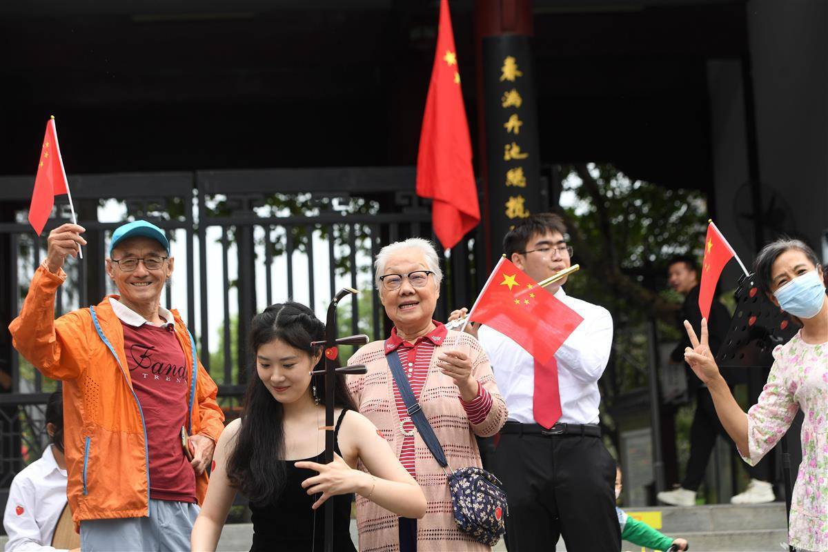 尊龙现金人生就是博